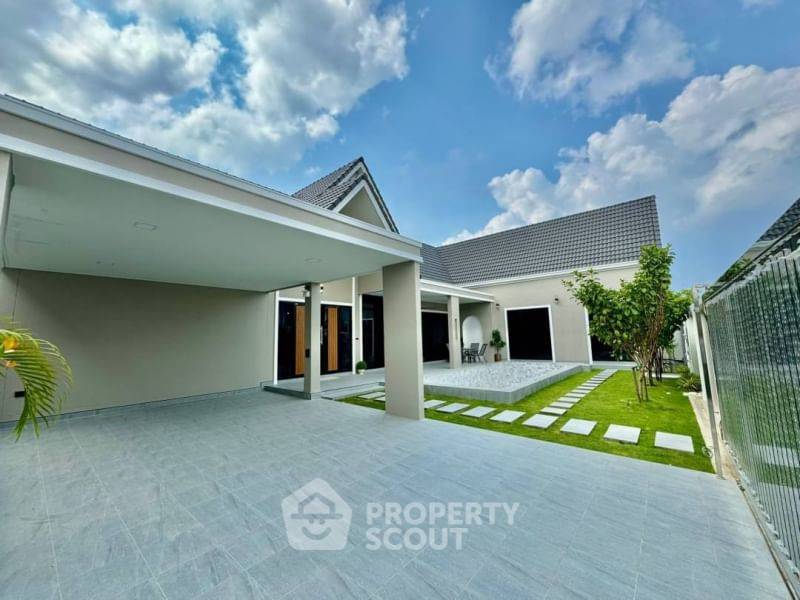 รูป บ้านเดี่ยว 4 ห้องนอน 200 ตร.ม. เพ็ทได้ ในพัทยา หนองปรือ (ID 1494712) - รูปที่ 1/19