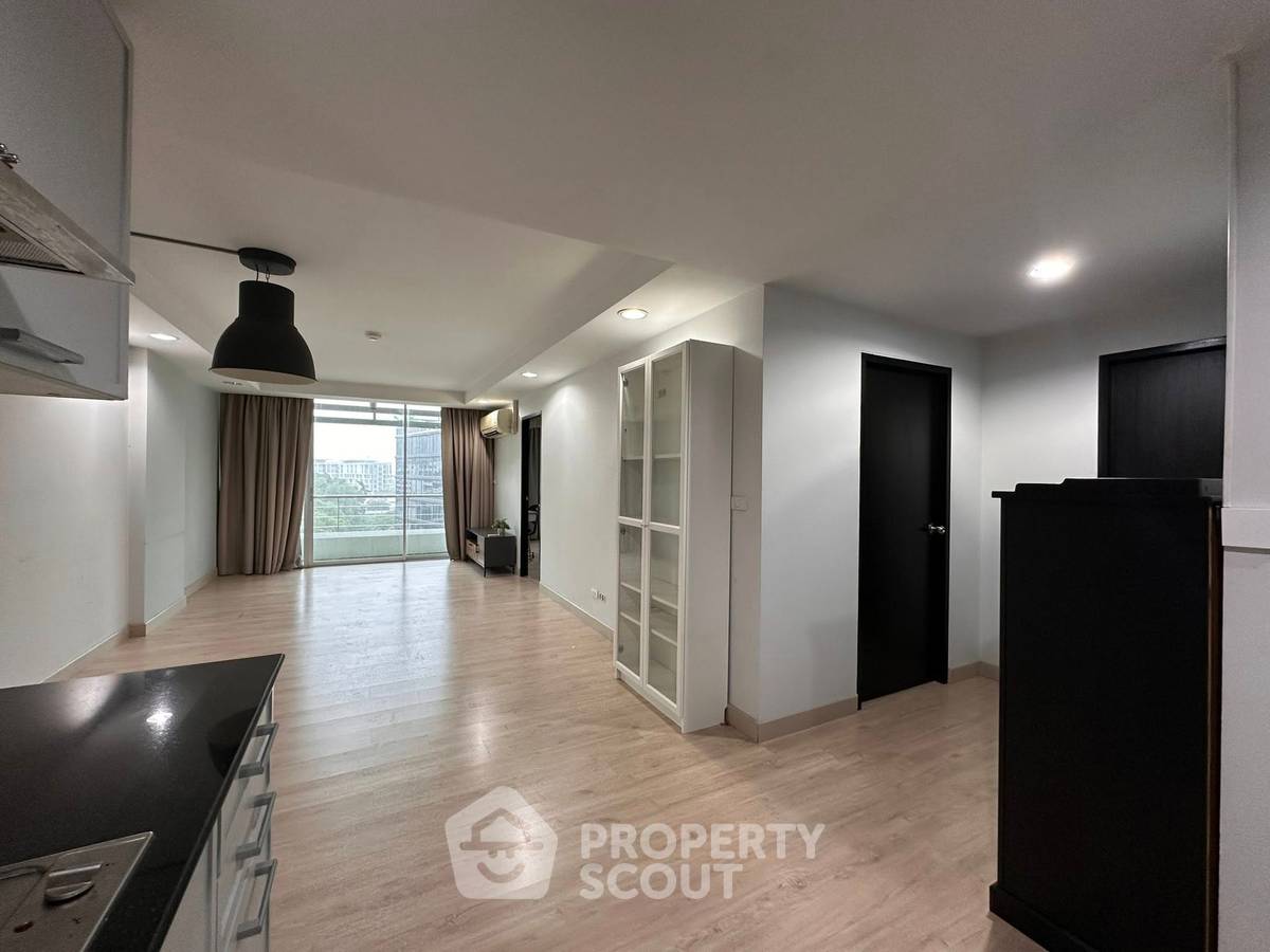 picture 3-BR 85 Sqm Condo For Sale at The Kris Ratchada 17, 400m to MRT Sutthisan (ID 2280401) - 7/12