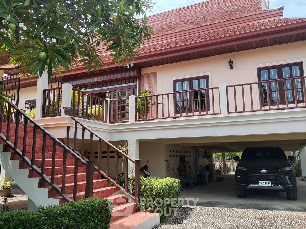 รูป วิลล่า 3 ห้องนอน พื้นที่ 300 ตร.ม. สำหรับขาย ใน ห้วยใหญ่ ชลบุรี (ID 2146445) - รูปที่ 16/18