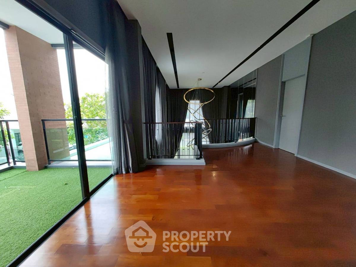 รูป บ้าน 5 ห้องนอน ขาย ที่ แกรนด์ บางกอก บูเลอวาร์ด พระราม 9 เขตสะพานสูง (ID 2228980) - รูปที่ 14/30