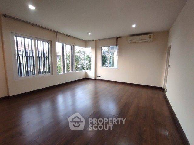 รูป บ้านเดี่ยว 5 ห้องนอน ขาย Casa Legend ราชพฤกษ์-ปิ่นเกล้า ใกล้ย่านตลิ่งชัน (ID 2150272) - รูปที่ 7/8