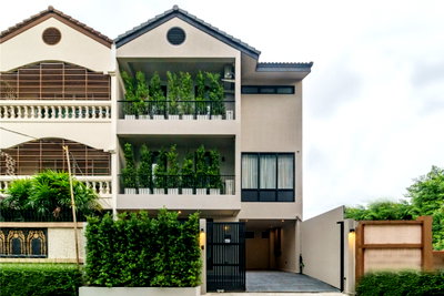 ทาวน์โฮม ดองกิ มอลล์ ทองหล่อ   : 🏡ทาวน์เฮ้าส์ใหม่ สุขุมวิท  💰ขายพร้อมผู้เช่า ผลตอบแทน 7% ✅ ใกล้ทองหล่อเอกมัย BTS พระโขนง เอกมัย เพียง 400 เมตรจากสุขุมวิท71 ซอยปรีดีพนมยงค์26 