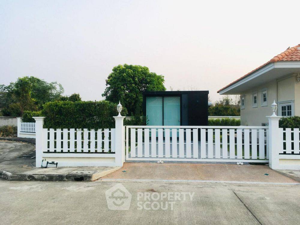 รูป คอนโด 2 ห้องนอน 90 ตร.ม. พร้อมขาย ที่ Panna Residence 3 ใกล้สุเทพ (ID 2150295) - รูปที่ 5/11