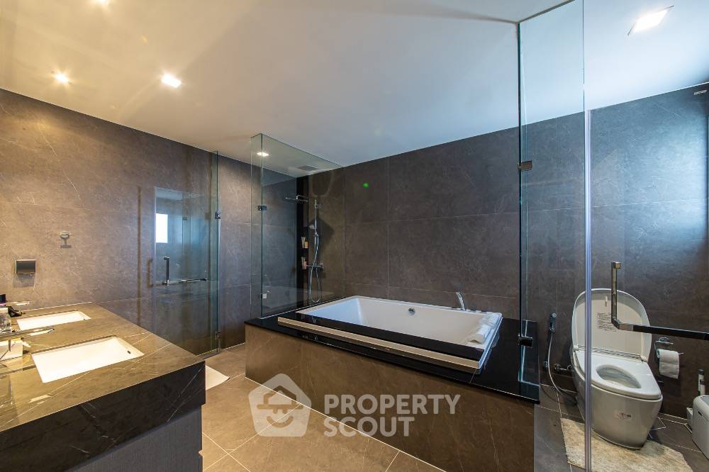 รูป บ้าน 5 ห้องนอน ให้เช่า โครงการ แกรนด์ บางกอก บูเลอวาร์ด กรุงเทพกรีฑา | 604 ตร.ม. (ID 1385585) - รูปที่ 29/48