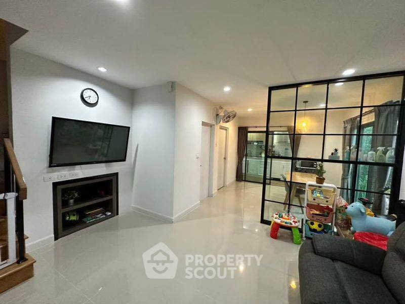 รูป ทาวน์โฮม 4 ห้องนอน ขาย ที่ Verve Petchkasem 81 ใกล้หนองแขม (ID 2150518) - รูปที่ 7/9