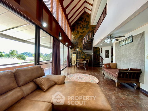 คอนโด 3 ห้องนอน 160 ตร.ม. ขาย ที่ พันธลี บูติค เรสซิเดนซ์ จอมเทียน (ID 1001503)