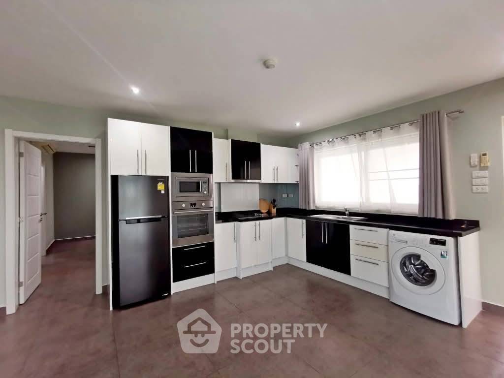 รูป คอนโด 2 ห้องนอน ขายที่ Tudor Court ใกล้พัทยาเหนือ (บางละมุง) (ID 2148435) - รูปที่ 5/10
