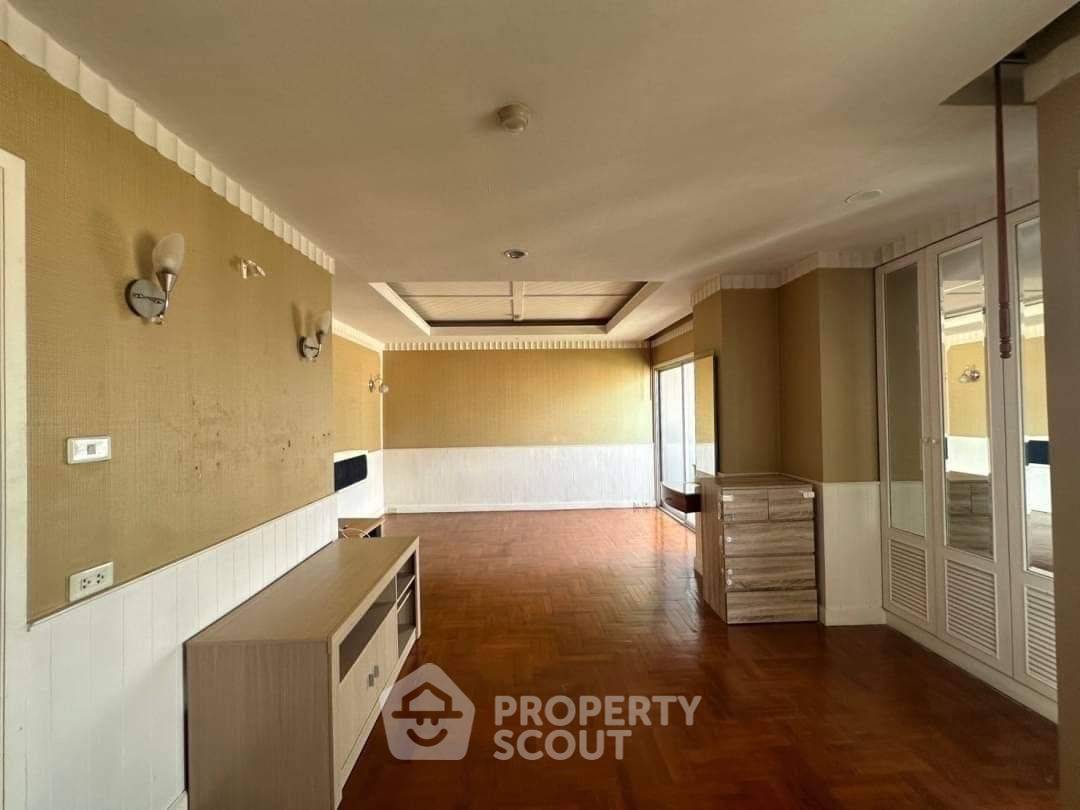 รูป เพนท์เฮาส์ 4 ห้องนอน 231 ตร.ม. บานเกษมสันต์ 1 ใกล้ BTS สนามกีฬาแห่งชาติ 40 ม. (ID 1836603) - รูปที่ 4/10