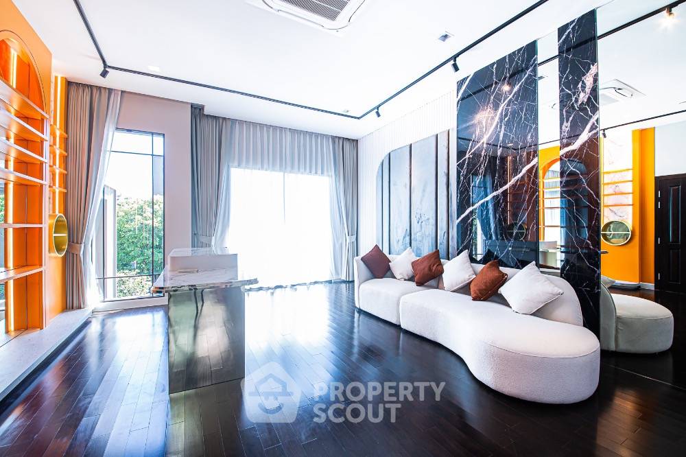 รูป บ้าน 5 ห้องนอน ให้เช่า โครงการ แกรนด์ บางกอก บูเลอวาร์ด กรุงเทพกรีฑา | 604 ตร.ม. (ID 1385585) - รูปที่ 12/48