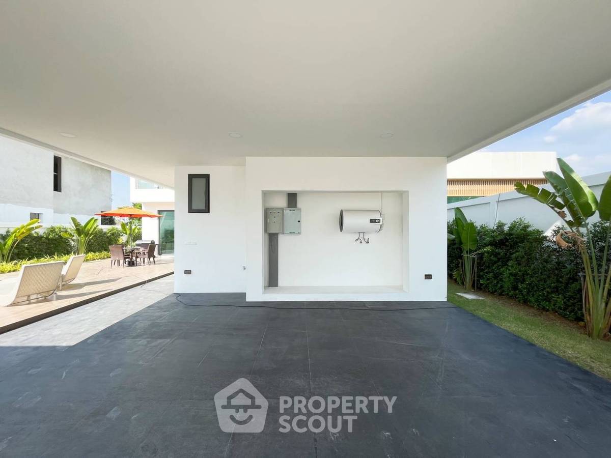 picture 3-BR Villa For Sale At Palm Lakeside Villas, Map Prachan Lake (ID 1341274) - 5/8