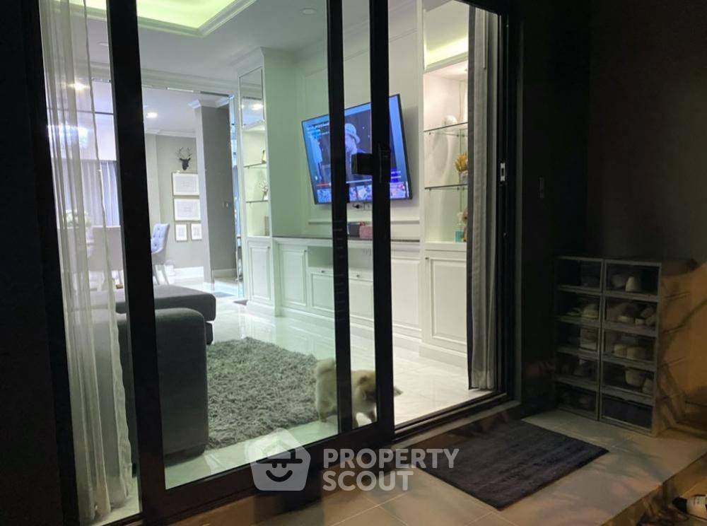 รูป บ้าน 3 ห้องนอน ขาย พร้อมเลี้ยงสัตว์ Centro Ramintra-Chatuchot เขตสายไหม (ID 1393973) - รูปที่ 3/43
