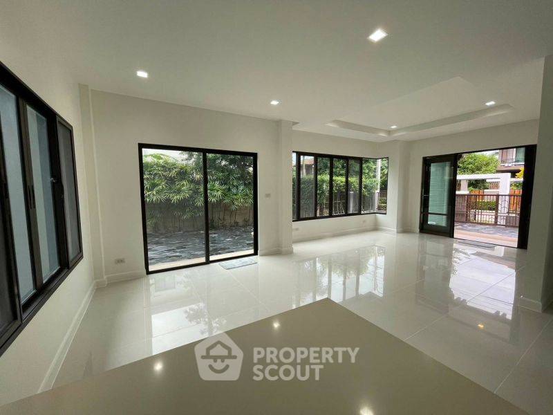 รูป บ้านเดี่ยว 3 ห้องนอน 193 ตร.ม. ขาย ที่เศรษฐสิริ วชราภพล ใกล้สายไหม (ID 2147291) - รูปที่ 4/10