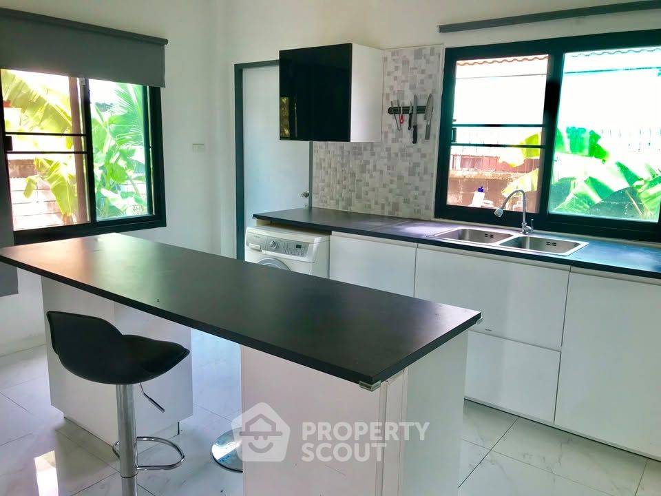 รูป บ้านเช่า 4 ห้องนอน รองรับสัตว์เลี้ยง ในบางนาเหนือ บางนา กรุงเทพ (ID 2285810) - รูปที่ 7/12
