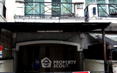 ทาวน์โฮม ม.เกษมบัณฑิต พัฒนาการ : ทาวน์โฮม 3 ห้องนอน ขาย Baan Klang Muang The Paris Rama 9-Ramkamhaeng ใกล้หัวหมาก (ID 1996233)