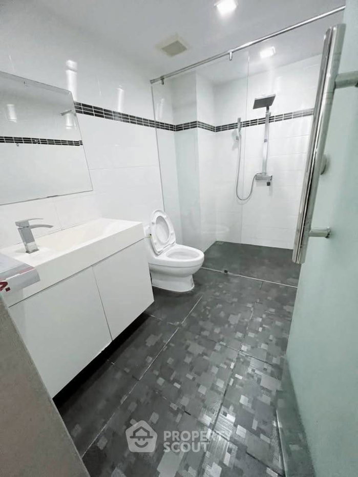 รูป คอนโด 2 ห้องนอนให้เช่า โครงการ Park Royal 3 คอนโดมิเนียม พราตำมะนาค (ID 2116995) - รูปที่ 8/11