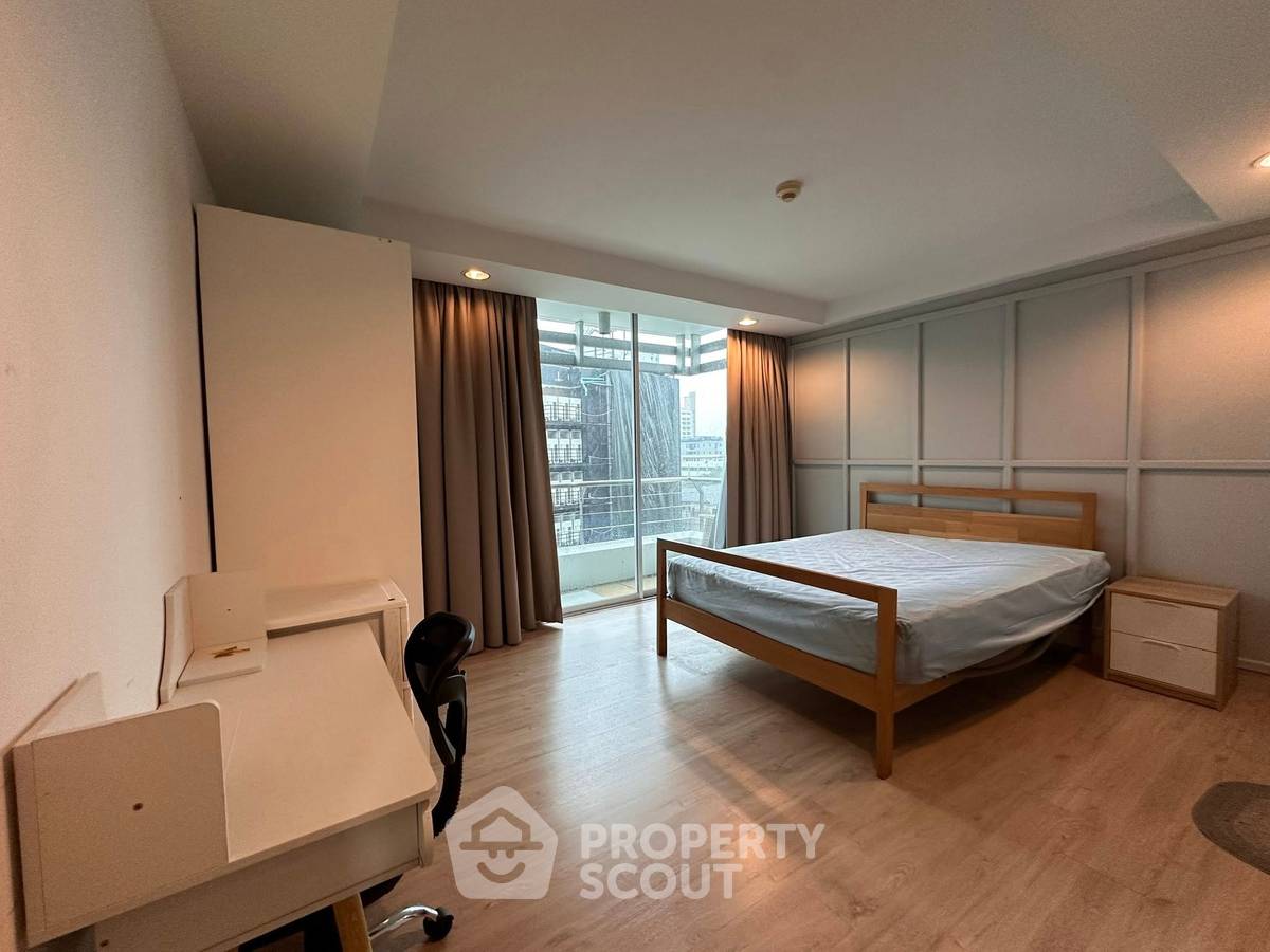 picture 3-BR 85 Sqm Condo For Sale at The Kris Ratchada 17, 400m to MRT Sutthisan (ID 2280401) - 10/12