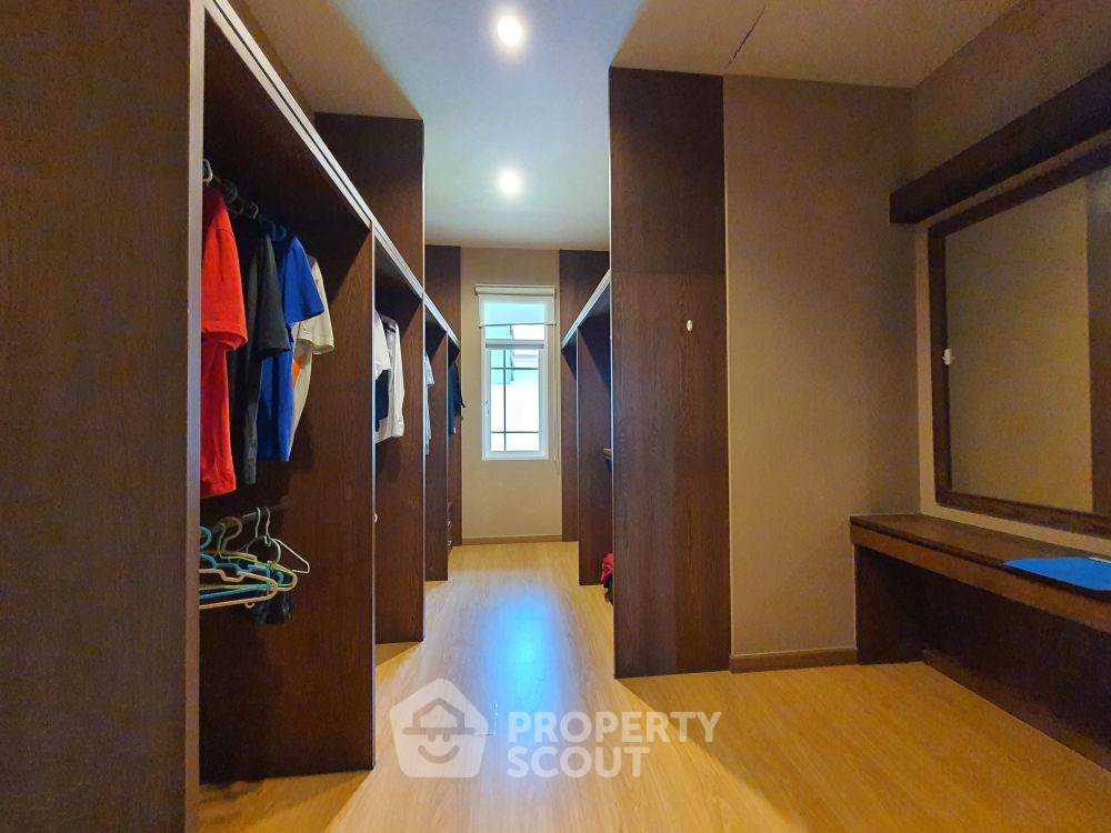 รูป บ้าน 6 ห้องนอน สำหรับขาย โครงการ Karnkanok Ville 14 สันกำแพง (ID 2150286) - รูปที่ 6/10