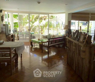 คอนโดขาย 2 ห้องนอน 117 ตร.ม. ที่ บ้านชายทะเล นาจอก หัวหิน (ID 2108055)