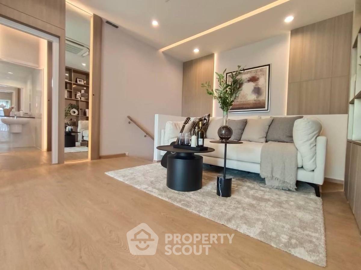 รูป บ้านเดี่ยว 4 ห้องนอน ขาย ที่ CHERENE Krungthepkreetha - Romklao (ID 1439532) - รูปที่ 8/18