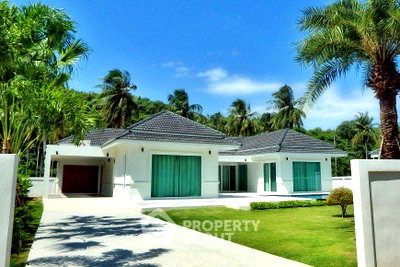 บ้านเดี่ยว สามร้อยยอด ประจวบคีรีขันธ์ : ขายวิลล่า 4 ห้องนอน พื้นที่ 360 ตร.ม. ซัมร้อยยอด ประจวบคีรีขันธ์ (ID 1095138)