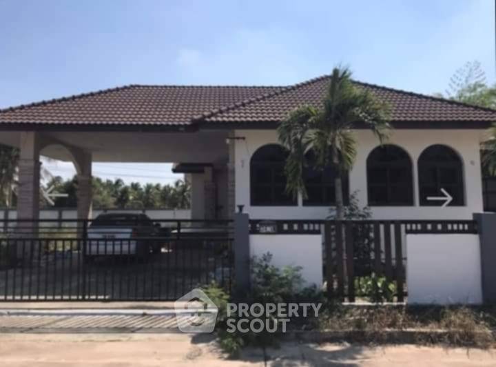 picture Pet-Friendly 3-BR House With Big Land, Pong Near Pattaya (ID 1602552) - 2/6