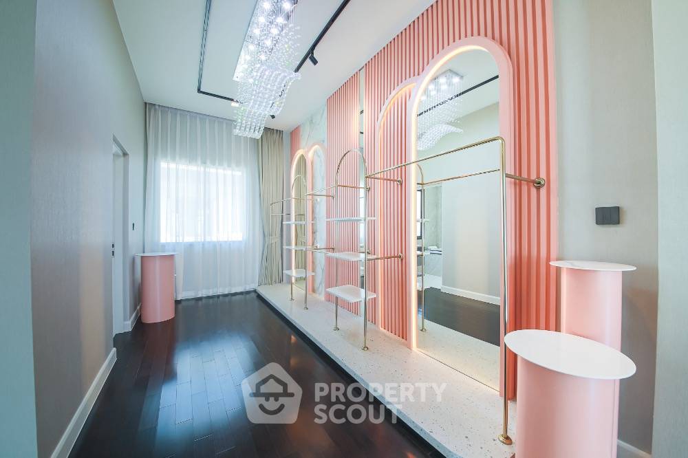 รูป บ้าน 5 ห้องนอน ให้เช่า โครงการ แกรนด์ บางกอก บูเลอวาร์ด กรุงเทพกรีฑา | 604 ตร.ม. (ID 1385585) - รูปที่ 15/48