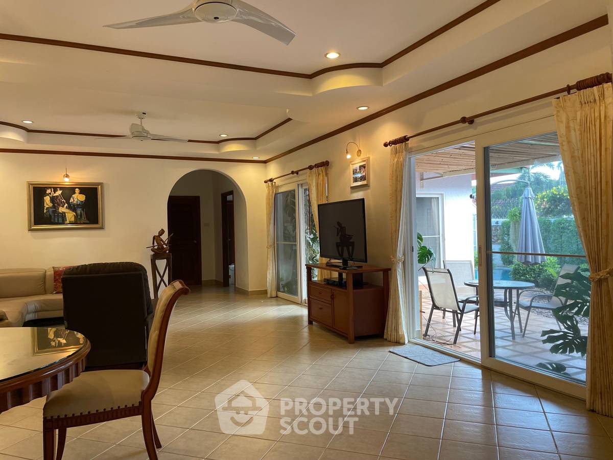 รูป 3 ห้องนอน วิลล่า 180 ตร.ม. ในโครงการ Nirvana Pool Villa 1 พัทยา นาจอมเทียน/หนองปรือ (ID 1388560) - รูปที่ 3/11