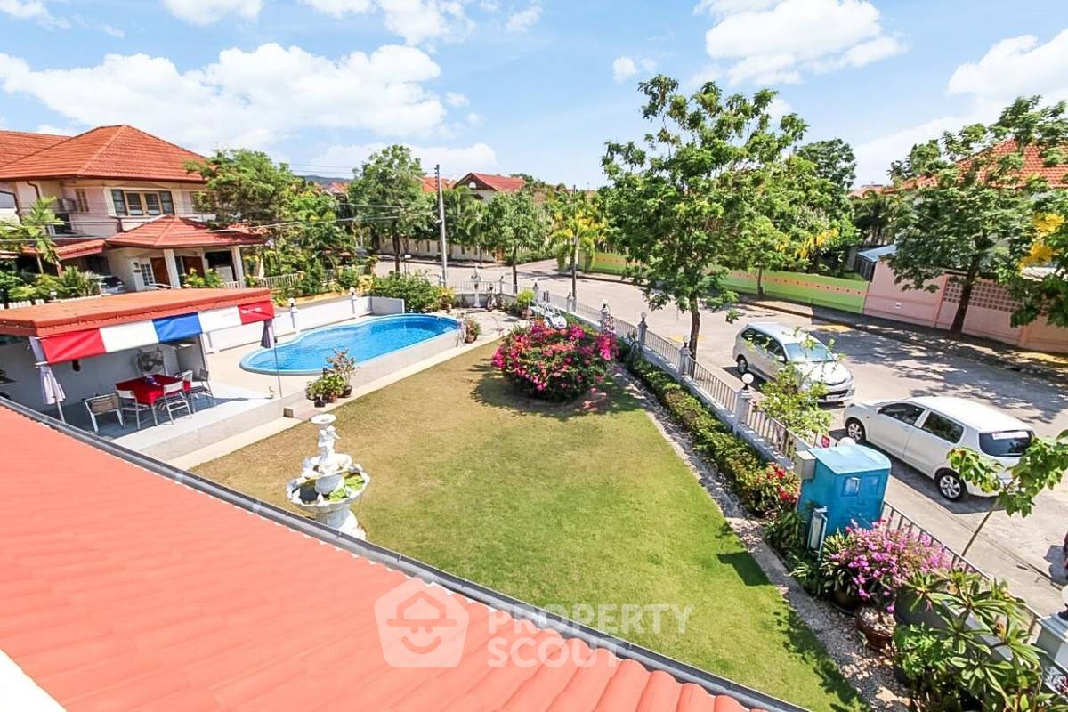 รูป ขายวิลล่า 4 ห้องนอน ใกล้ นาจอมเทียน | บางเสร่ เลค แอนด์ รีสอร์ท คอนโดมิเนียม (ID 1553053) - รูปที่ 3/9