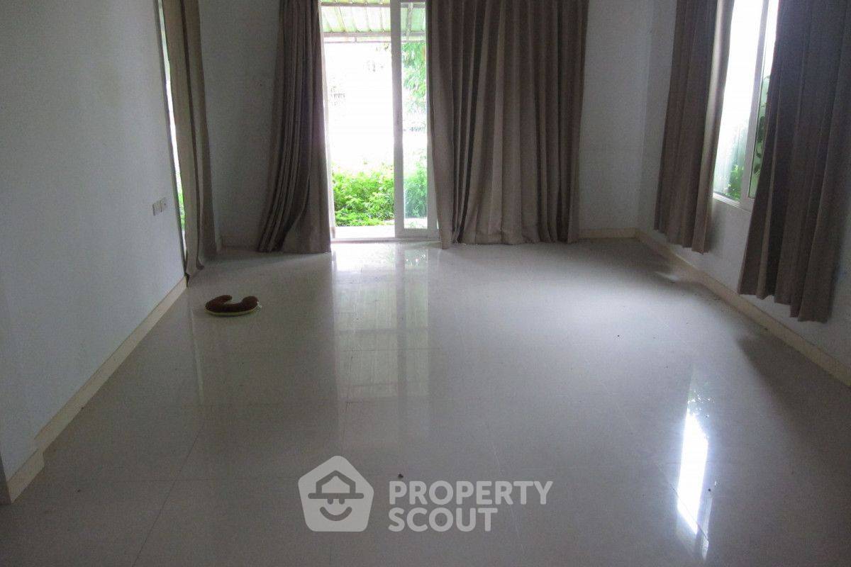 picture 3-BR House For Sale, Pruklada Prachauthit 90, Thung Khru (ID 2098643) - 4/5