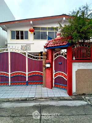 บ้านเดี่ยว วิทยาลัยป้องกันราชอาณาจักร (วปอ.) : บ้าน 3 ห้องนอน สำหรับขาย ทำเลดินแดง ใกล้ MRT สุทธิสาร เป็นมิตรกับสัตว์เลี้ยง (ID 2155439)