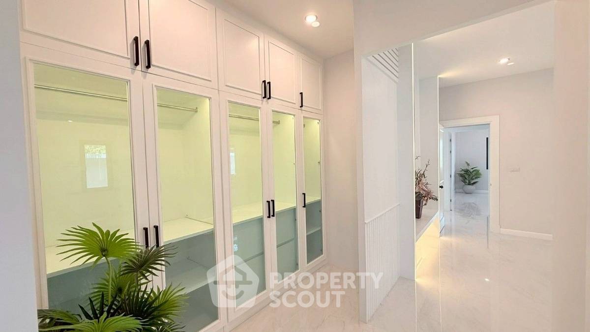 รูป บ้านเดี่ยว 3 ห้องนอน 190 ตร.ม. สัตว์เลี้ยงได้ โครงการ Nibbana Shade โซนพัทยาเหนือ (ID 2145995) - รูปที่ 16/18