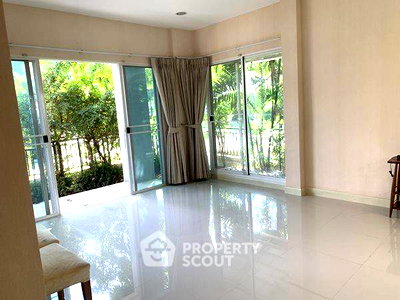 บ้านเดี่ยว ถนนกรุงเทพ-ชลบุรี มอเตอร์เวย์ : บ้านเดี่ยว 3 ห้องนอน 222 ตร.ม. สำหรับขาย โครงการ บางกอก บูเลอวาร์ด พระราม 9 ศรีนครินทร์ (ID 2150387)