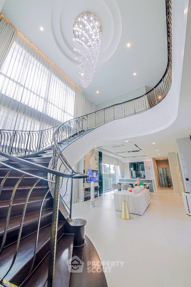 รูป บ้าน 5 ห้องนอน ให้เช่า โครงการ แกรนด์ บางกอก บูเลอวาร์ด กรุงเทพกรีฑา | 604 ตร.ม. (ID 1385585) - รูปที่ 37/48