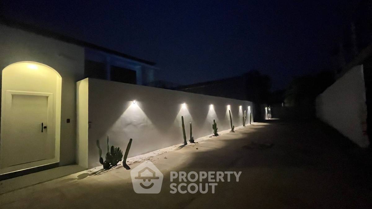 รูป บ้านเดี่ยว 4 ห้องนอน อนุญาตสัตว์เลี้ยง Horseshoe Point พง 400 ตร.ม. (ID 2109876) - รูปที่ 15/19