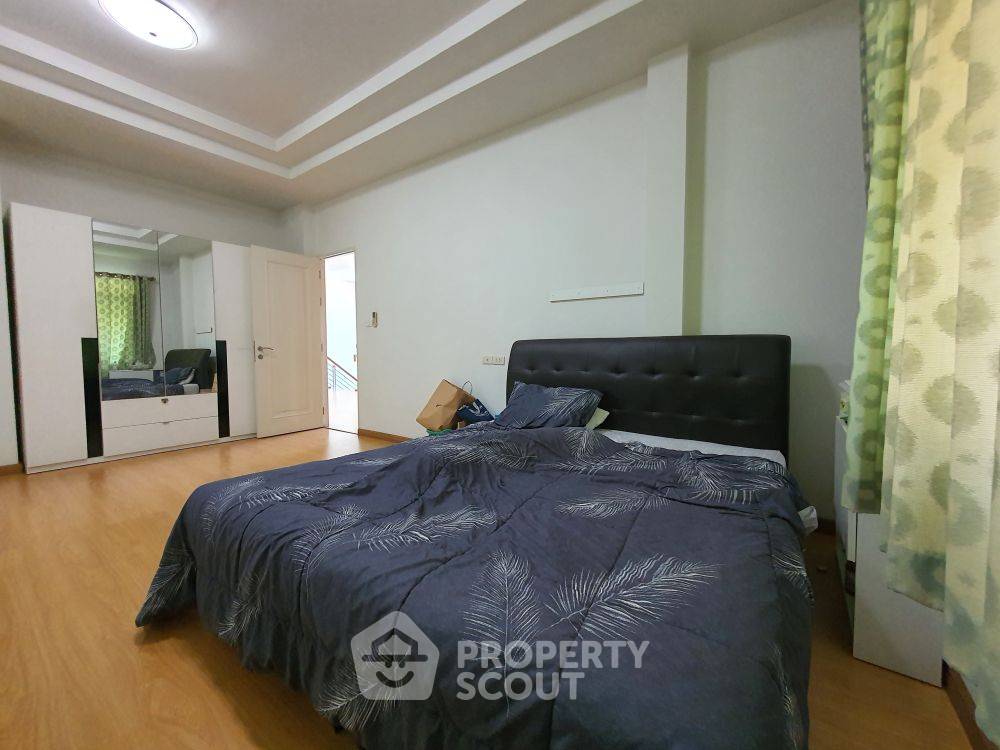 รูป บ้าน 6 ห้องนอน สำหรับขาย โครงการ Karnkanok Ville 14 สันกำแพง (ID 2150286) - รูปที่ 7/10