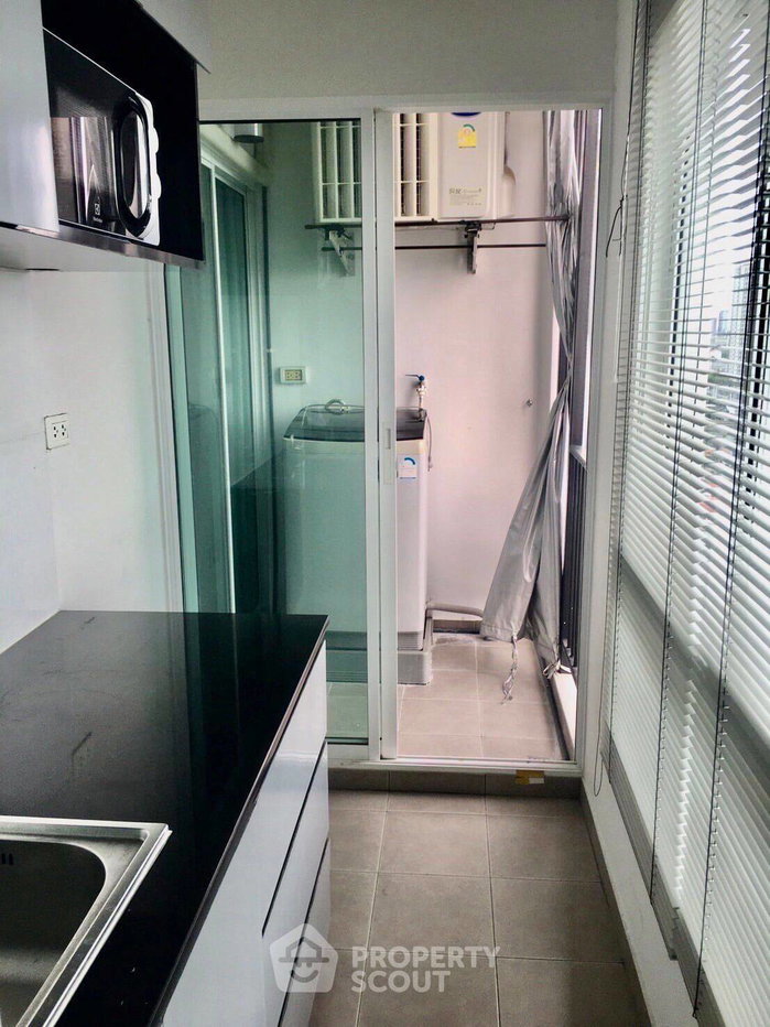 รูป คอนโด 2 ห้องนอน ชั้น 18 ขนาด 56 ตร.ม. เรเจนท์ โฮม บางซ่อน 28 ใกล้ MRT บางซ่อน 200 ม. (ID 738987) - รูปที่ 8/18