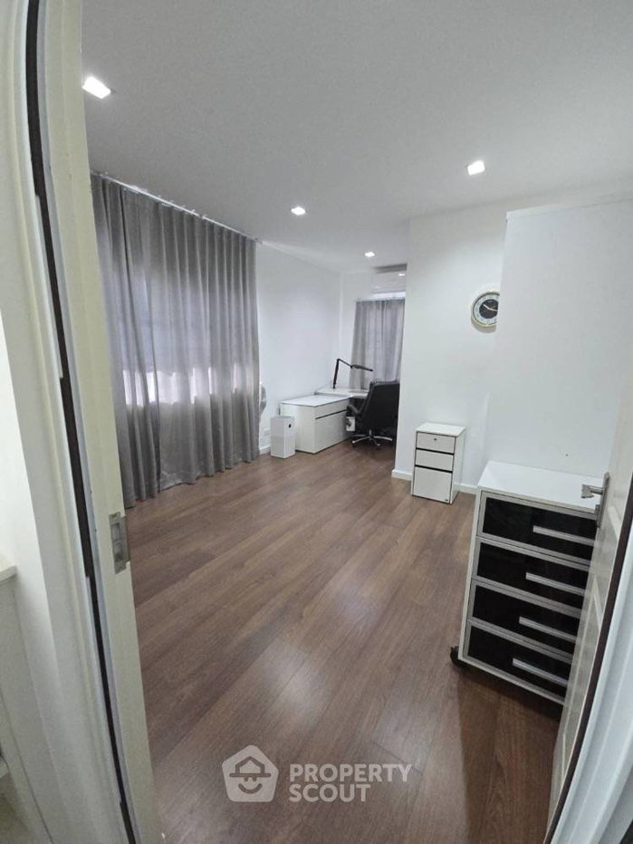 รูป บ้าน 4 ห้องนอน ขาย คาซ่า แกรนด์ อ่อนนุช-วงแหวน (เลี้ยงสัตว์ได้) (ID 1997435) - รูปที่ 12/18