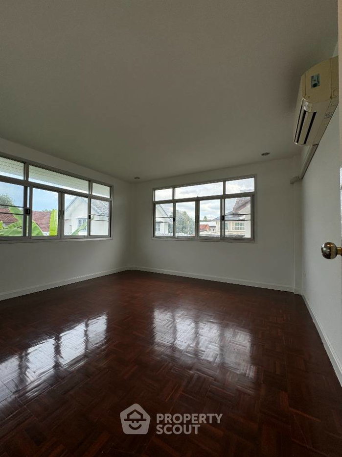 รูป บ้าน 5 ห้องนอน ขายที่ แซมมากร รามคำแหง ใกล้ สะพานสูง (ID 1718264) - รูปที่ 12/17