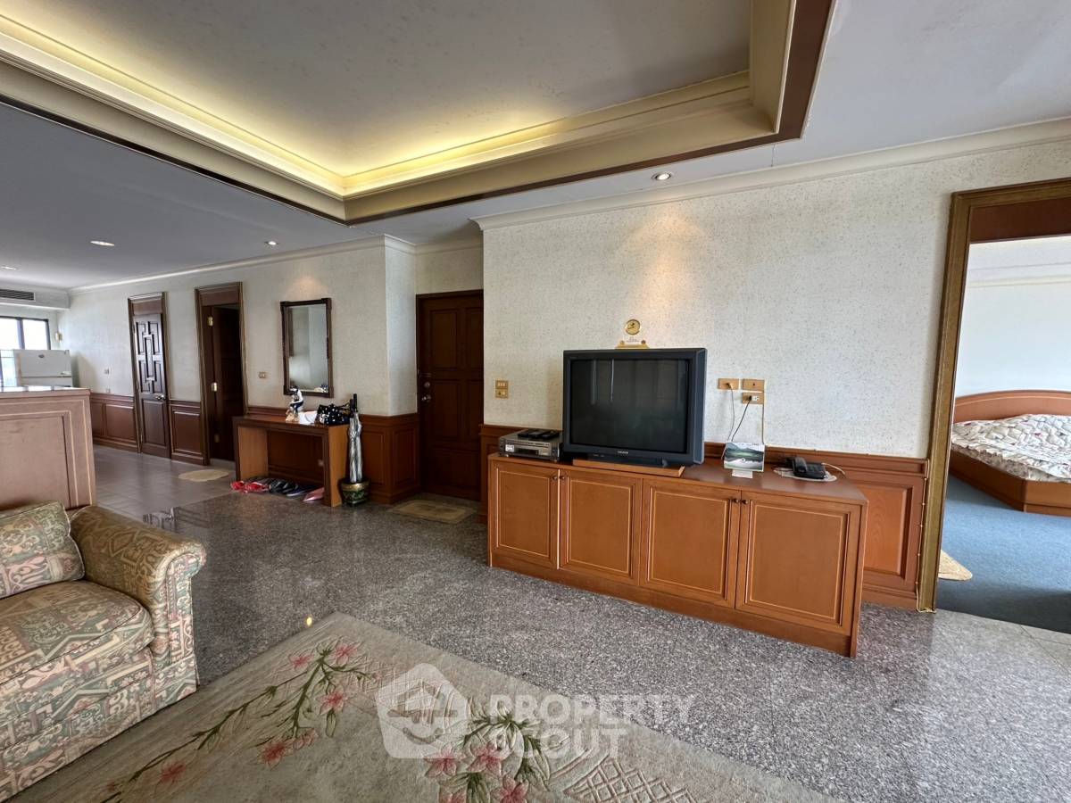 รูป คอนโด 3 ห้องนอน 179 ตร.ม. ขาย – Beach Villa Viphavadee Condo (ID 1390286) - รูปที่ 3/20