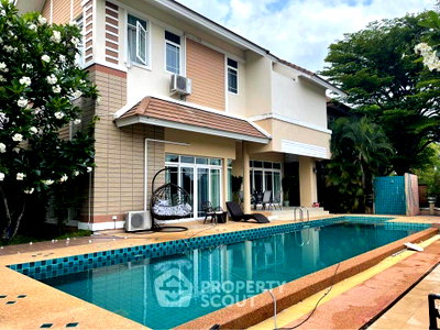 ขายบ้านเดี่ยว : บ้าน 6 ห้องนอน สำหรับขาย โครงการ Karnkanok Ville 14 สันกำแพง (ID 2150286)