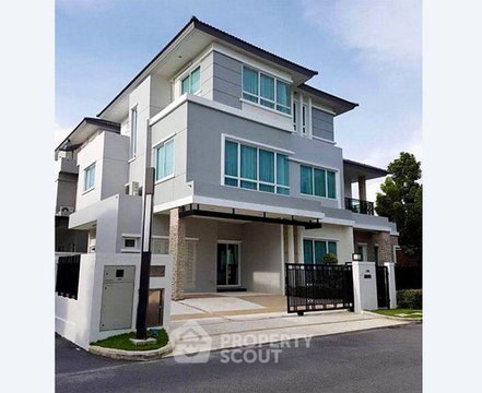 5-BR House For Sale At Grand Bangkok Boulevard Rama 9–Srinagarindra (ID 2147311)