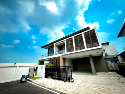 ขายบ้านเดี่ยว : บ้าน 5 ห้องนอน สำหรับขาย บ้านบางกอก บูเลอวาร์ด บางนา กม.5 เลี้ยงสัตว์ได้ (ID 1545369)