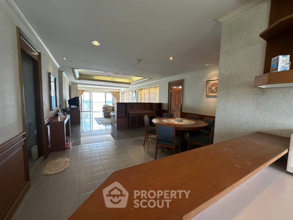 รูป คอนโด 3 ห้องนอน 179 ตร.ม. ขาย – Beach Villa Viphavadee Condo (ID 1390286) - รูปที่ 13/20