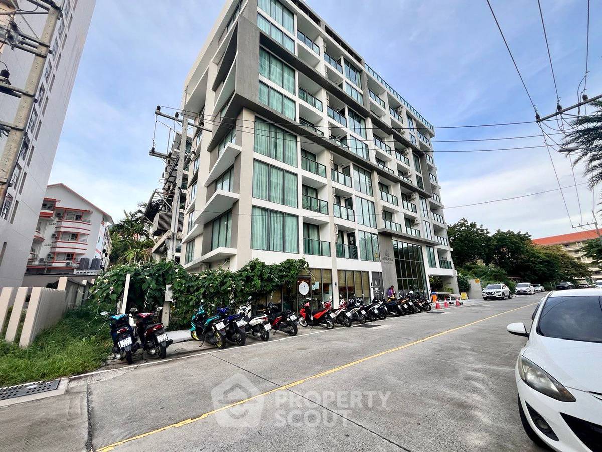 รูป คอนโด 1 ห้องนอน ขาย Aurora Pratumnak ชั้น 4 พื้นที่ 34 ตร.ม. (ID 1798060) - รูปที่ 2/8