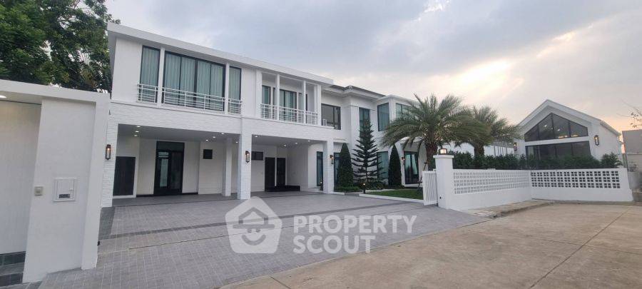 รูป บ้าน 6 ห้องนอน ขาย Perfect Masterpiece สุขุมวิท 77 (ID 2147353) - รูปที่ 1/10
