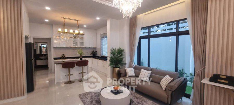 รูป บ้าน 6 ห้องนอน ขาย Perfect Masterpiece สุขุมวิท 77 (ID 2147353) - รูปที่ 3/10