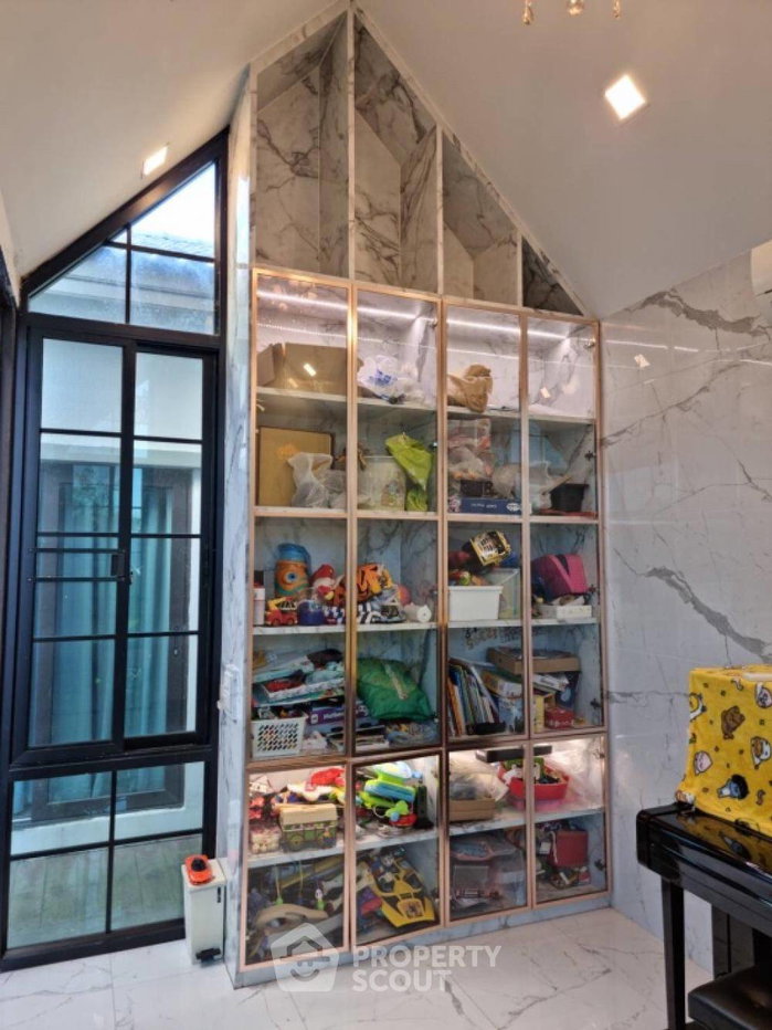 รูป บ้านเดี่ยว 5 ห้องนอน ขาย ในโครงการ เซนโทร บางนา กม.7 บางแก้ว บางพลี สมุทรปราการ (ID 1401604) - รูปที่ 14/16