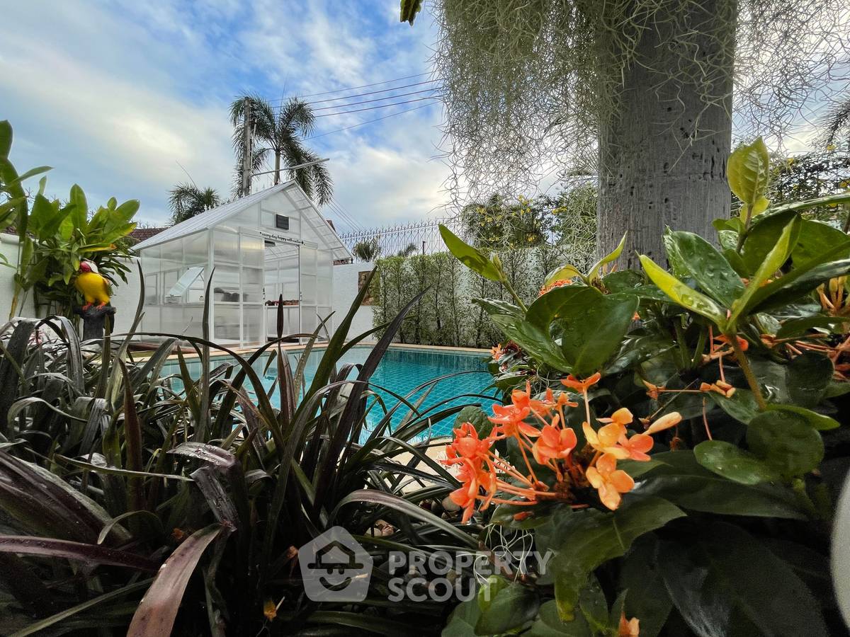 รูป 3 ห้องนอน วิลล่า 180 ตร.ม. ในโครงการ Nirvana Pool Villa 1 พัทยา นาจอมเทียน/หนองปรือ (ID 1388560) - รูปที่ 2/11
