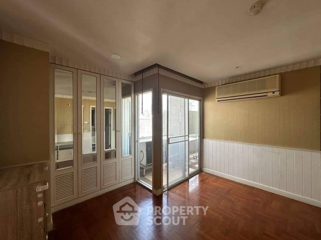 รูป เพนท์เฮาส์ 4 ห้องนอน 231 ตร.ม. บานเกษมสันต์ 1 ใกล้ BTS สนามกีฬาแห่งชาติ 40 ม. (ID 1836603) - รูปที่ 5/10