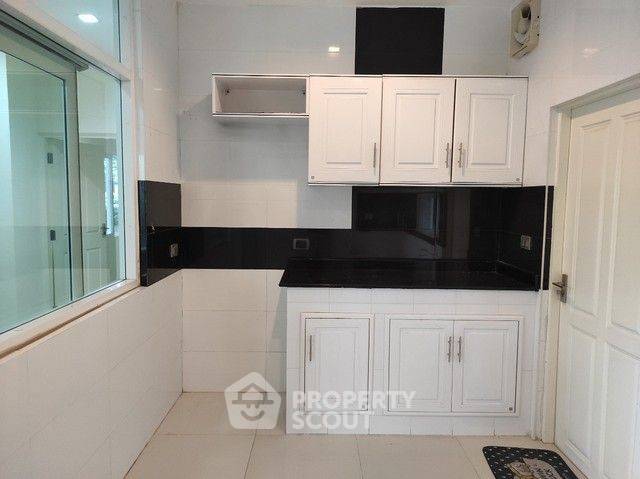 รูป บ้านเดี่ยว 5 ห้องนอน ขาย Casa Legend ราชพฤกษ์-ปิ่นเกล้า ใกล้ย่านตลิ่งชัน (ID 2150272) - รูปที่ 5/8